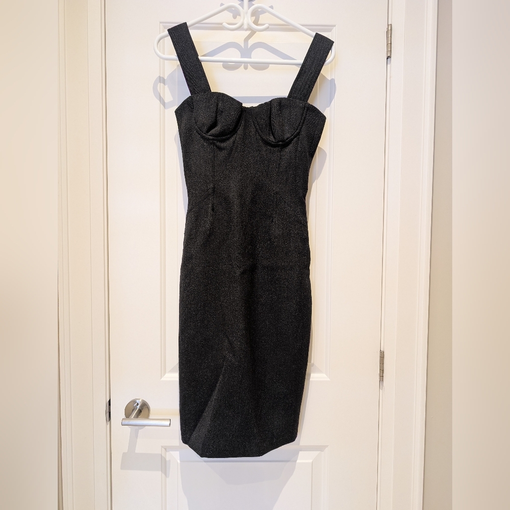 AUTH Dolce and Gabbana wool midi dress